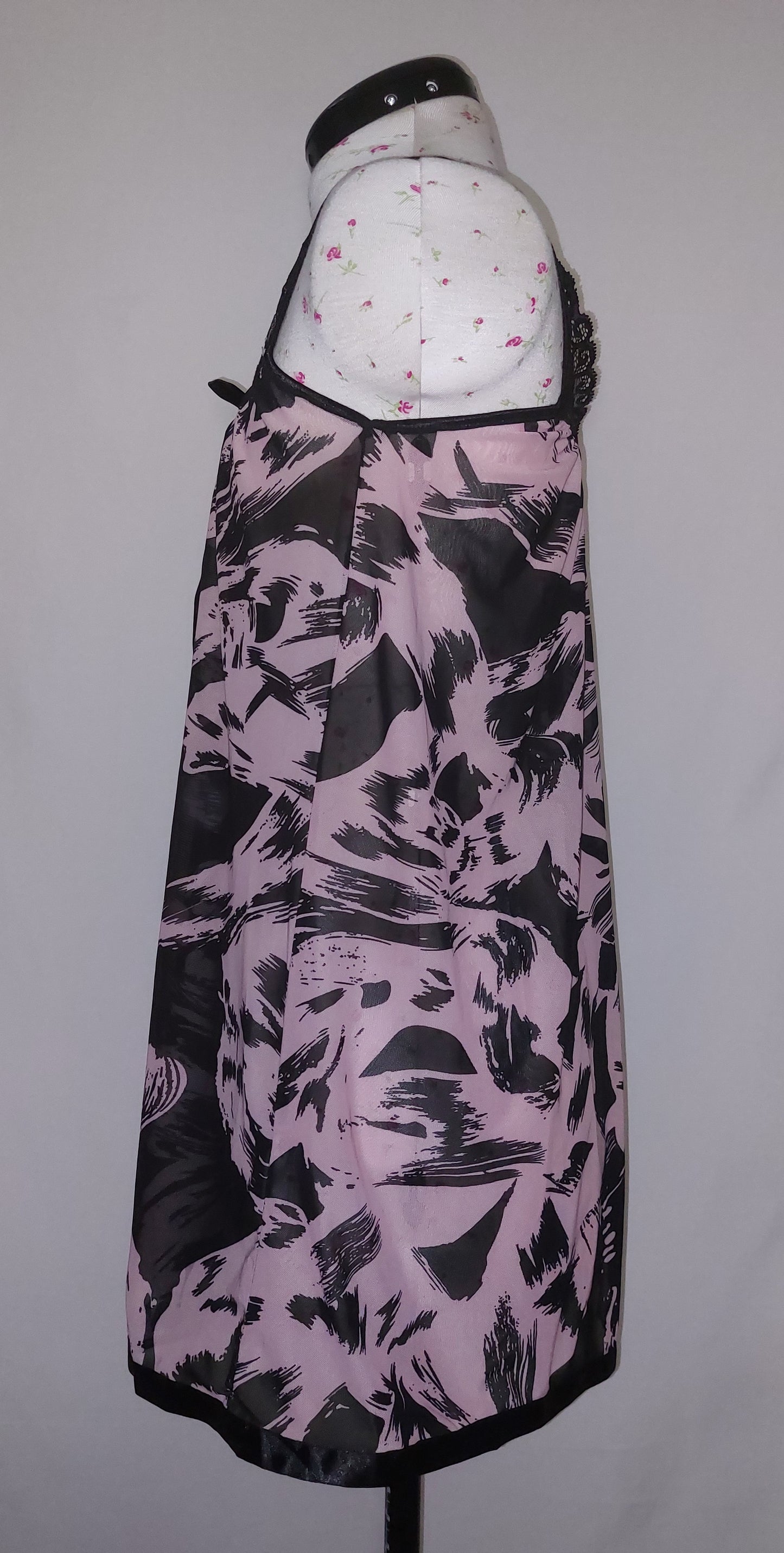 BLACK AND PINK BRUSH STROKE SWING CAMISOLE DRESS