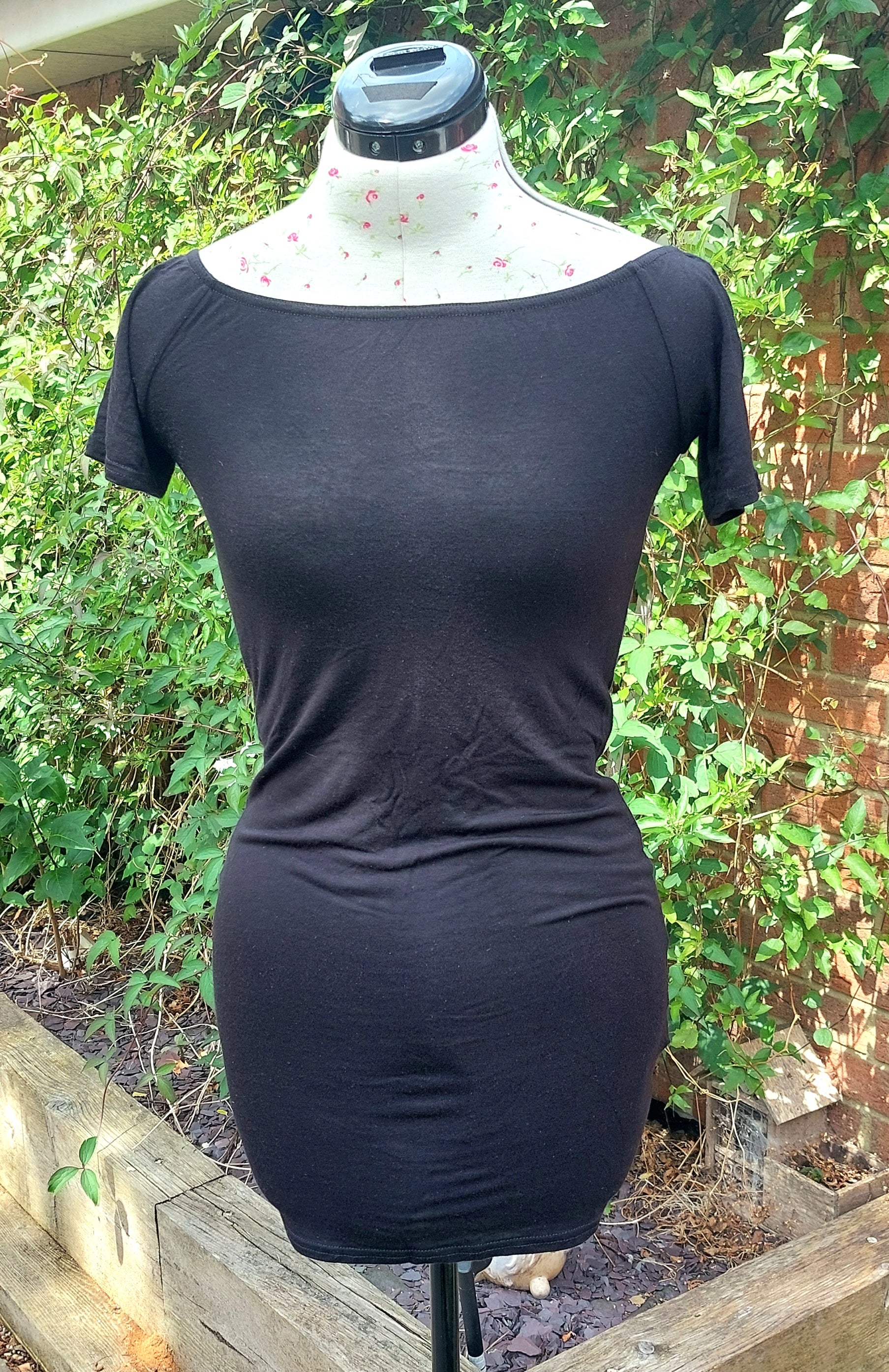 SIZE 10 PLT BLACK SHORT SLEEVED BODY CON T SHIRT DRESS