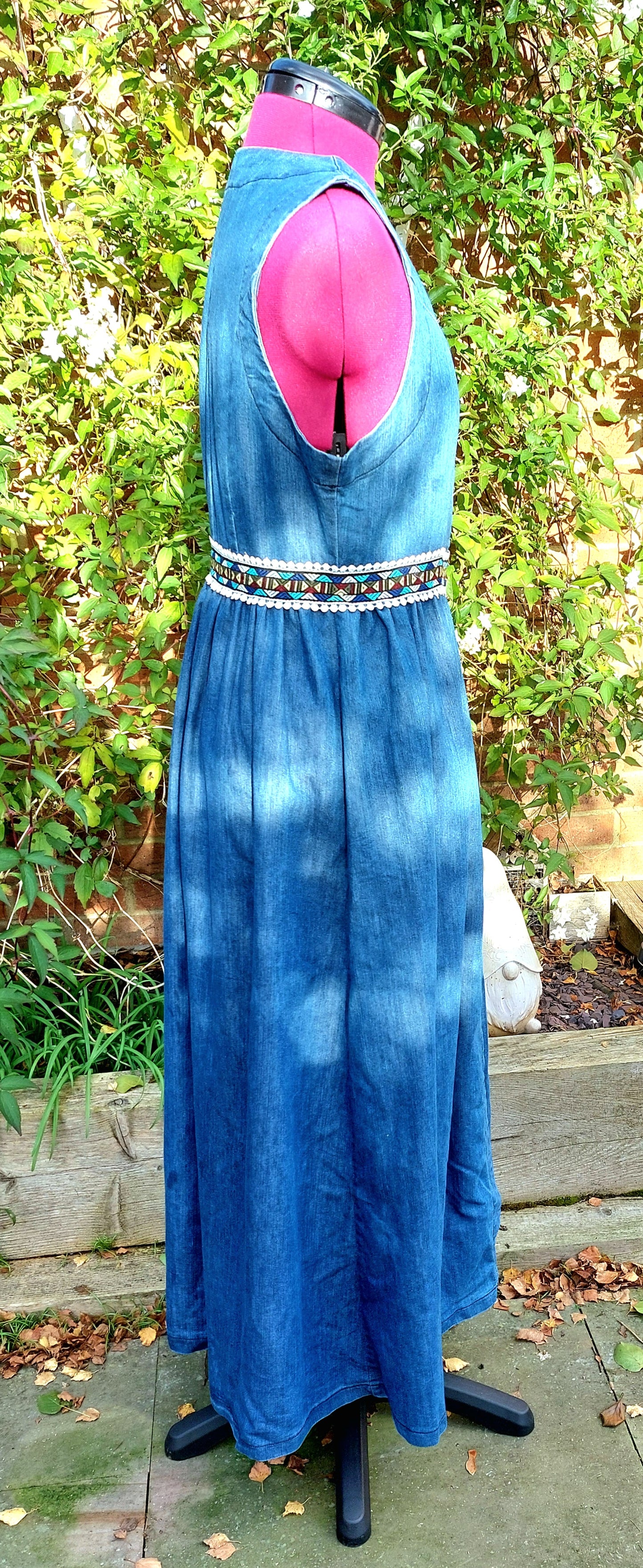 BLUE DENIM LONG LENGTH SLEEVELESS WAISTCOAT DRESS