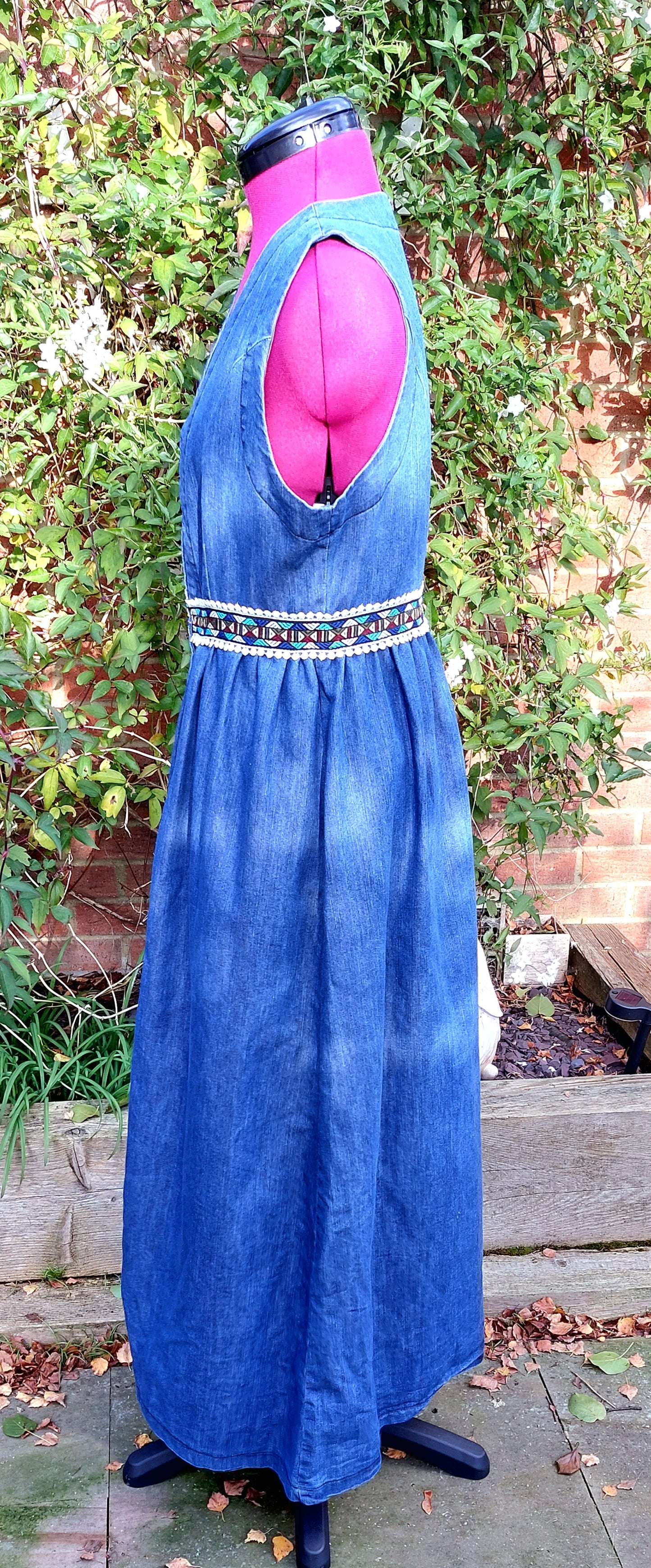 BLUE DENIM LONG LENGTH SLEEVELESS WAISTCOAT DRESS