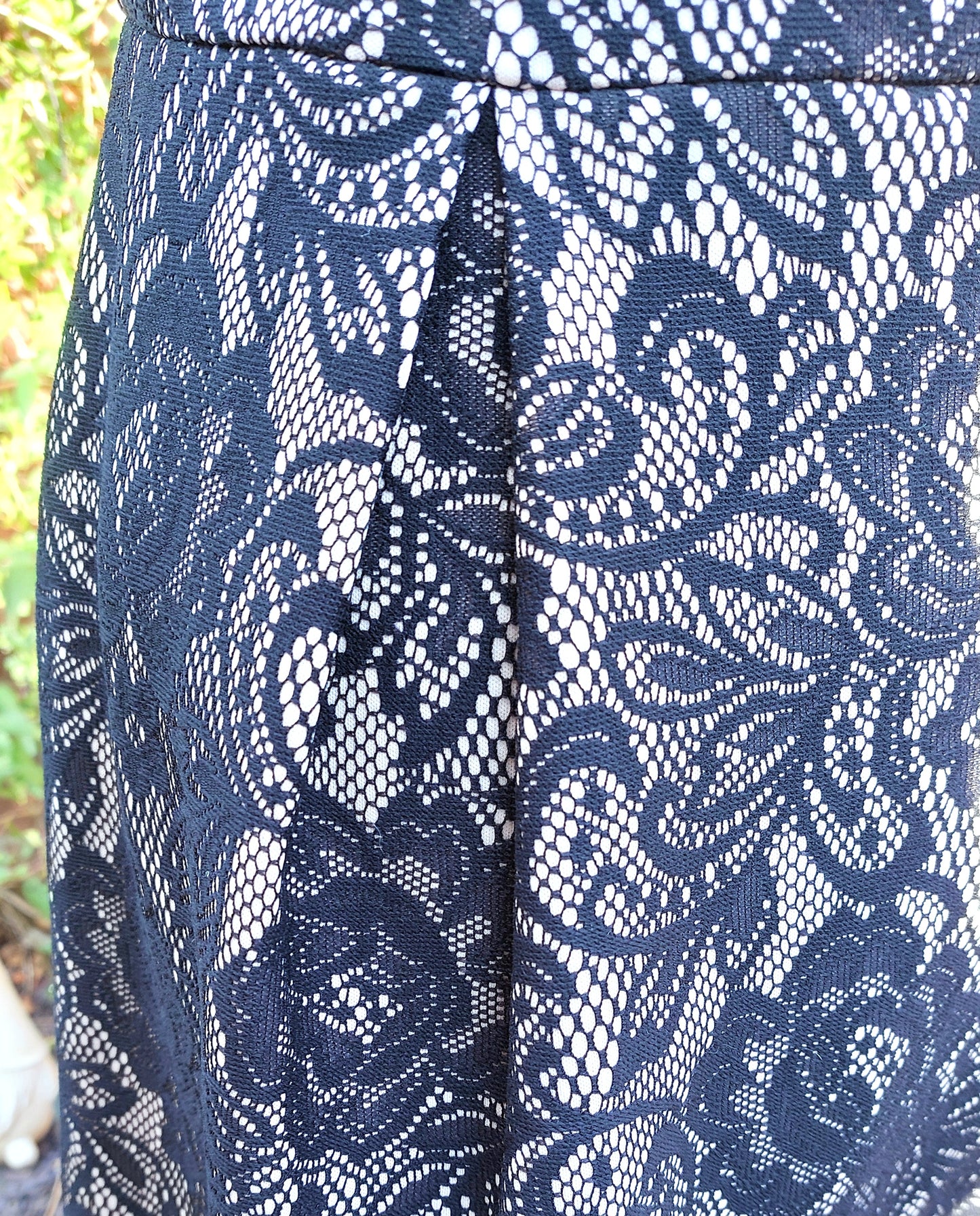 SIZE 18 F&F BLACK LACE FIT AND FLARE SLEEVELESS DRESS