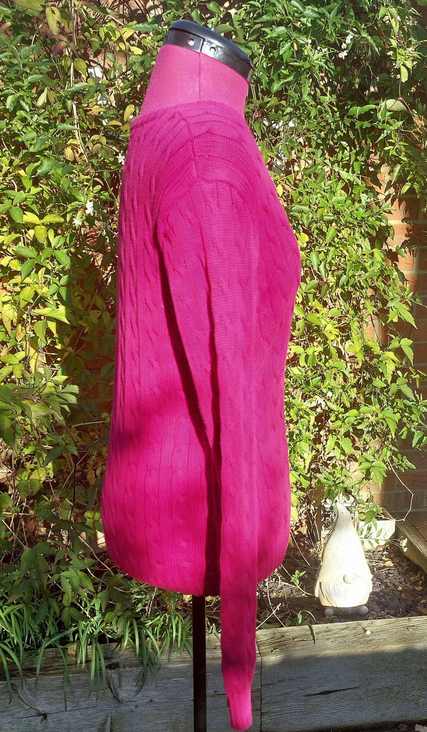 SIZE L RALPH LAUREN BRIGHT PINK CABLE KNIT JUMPER