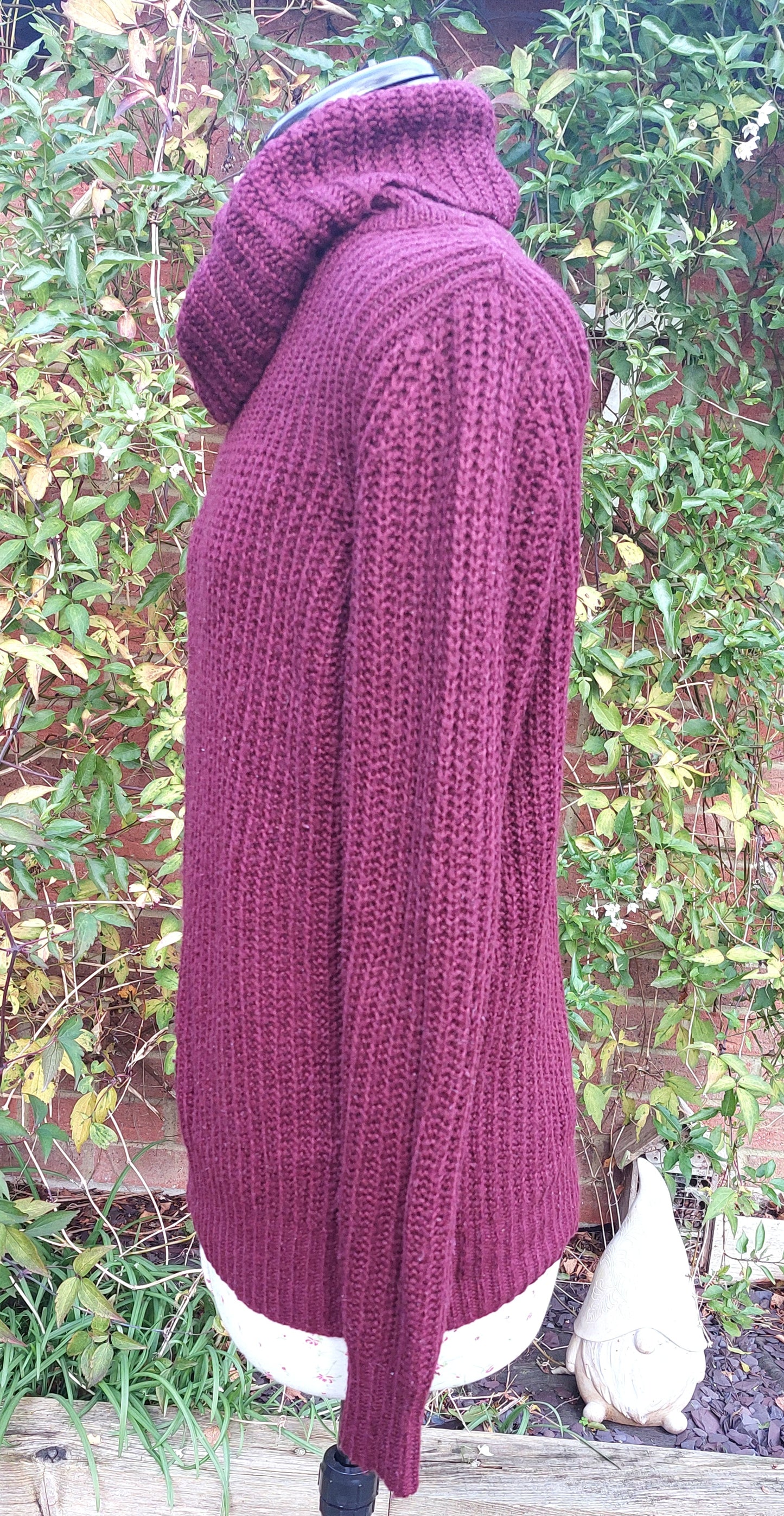 SIZE S FOREVER 21 BURGUNDY CHUNKY KNIT ROLL NECK JUMPER