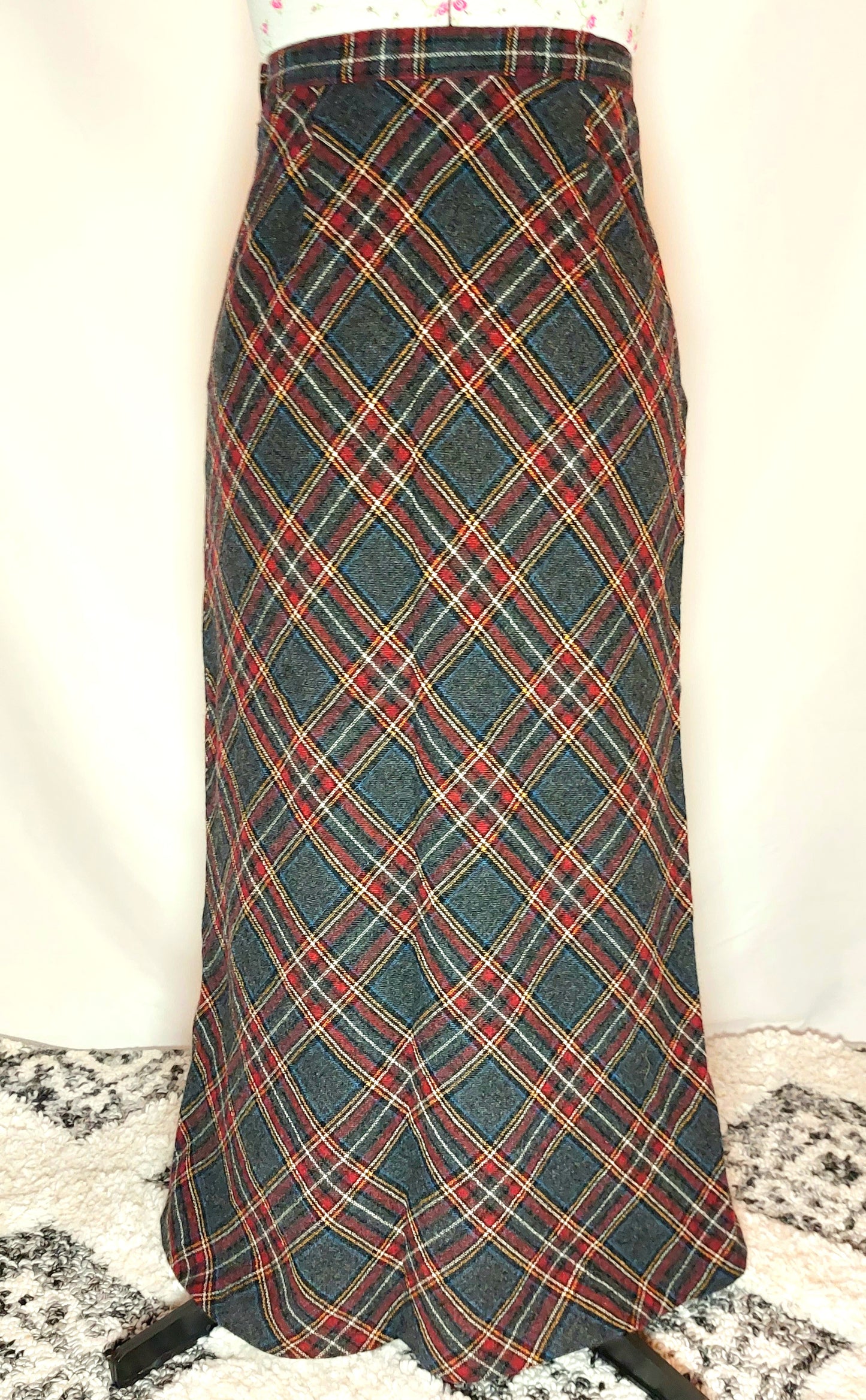 DARK GREY LONG MULTI PLAID SKIRT