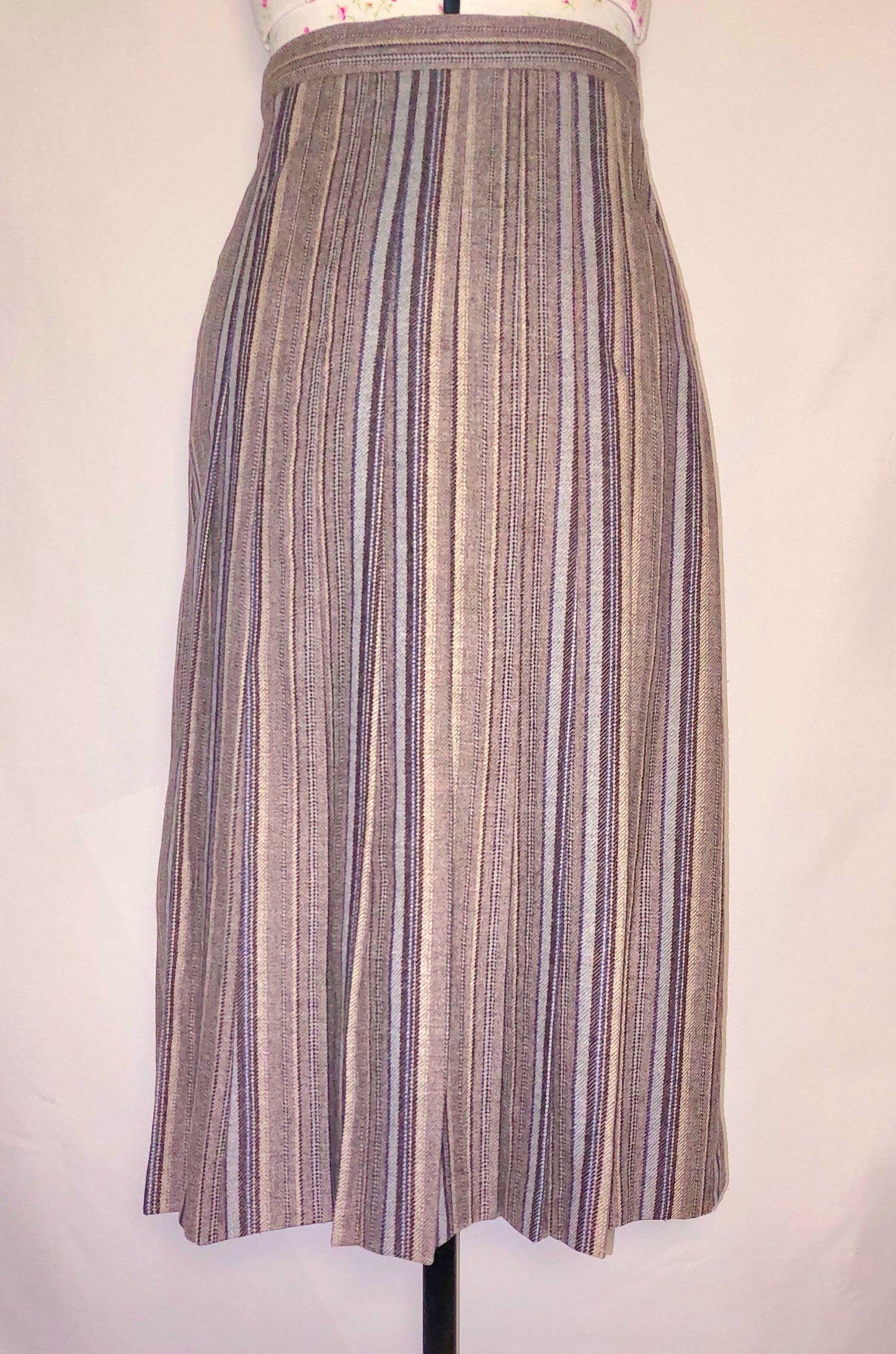 RARE MONDI BEIGE WOOL WRAP LONG SKIRT