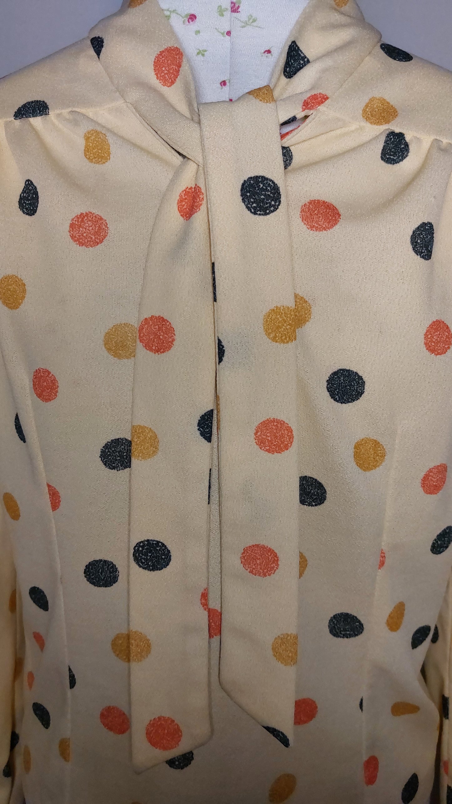 PALE YELLOW SPOTTED PUSSY BOW BLOUSE