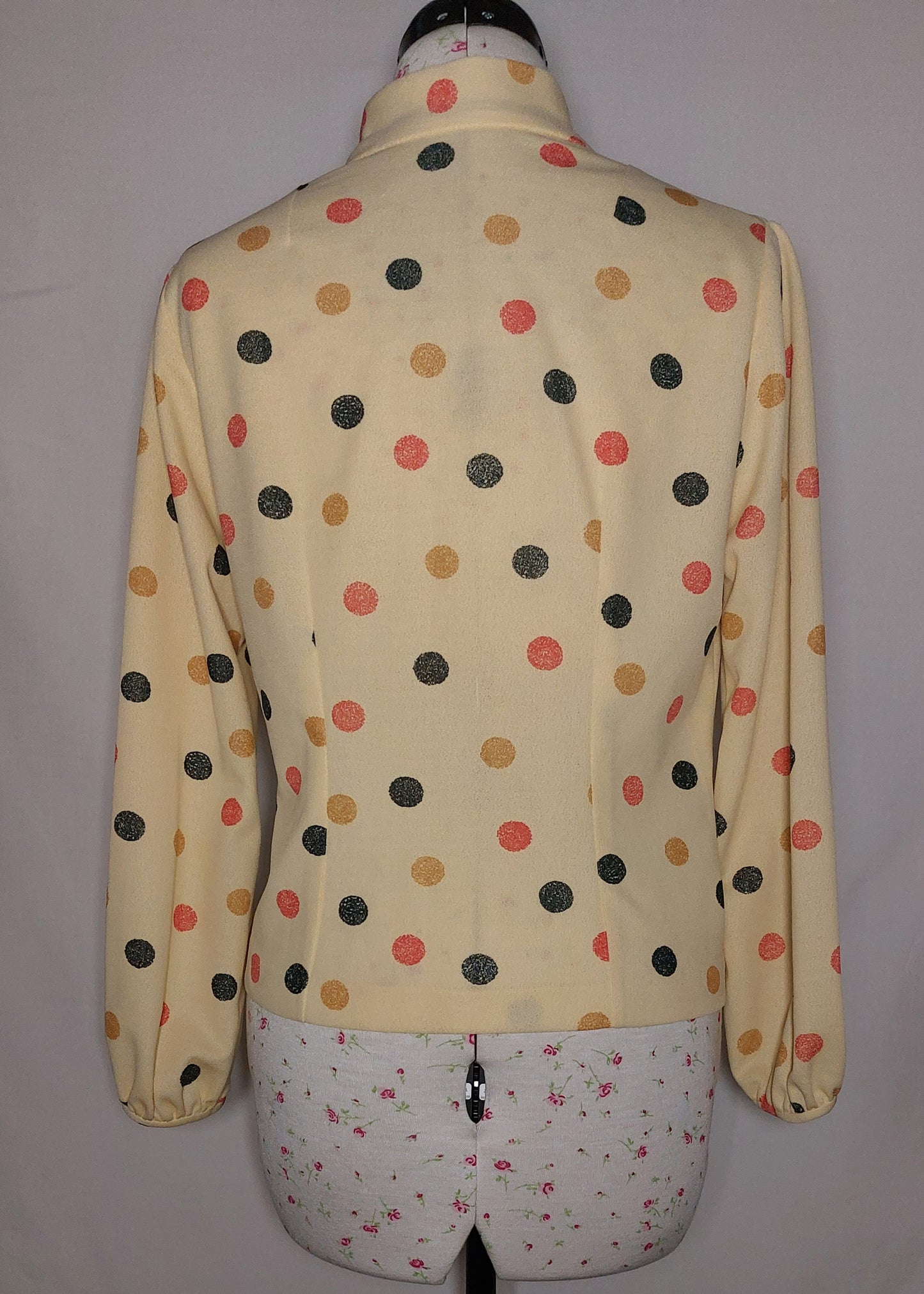 PALE YELLOW SPOTTED PUSSY BOW BLOUSE