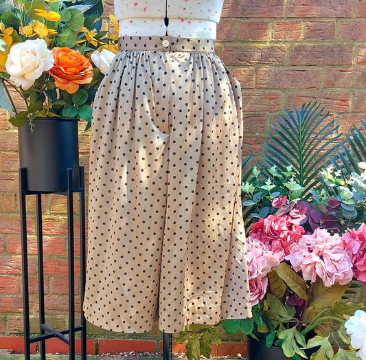 SILKY GOLD POLKA DOT FLARED 3/4 CULOTTES