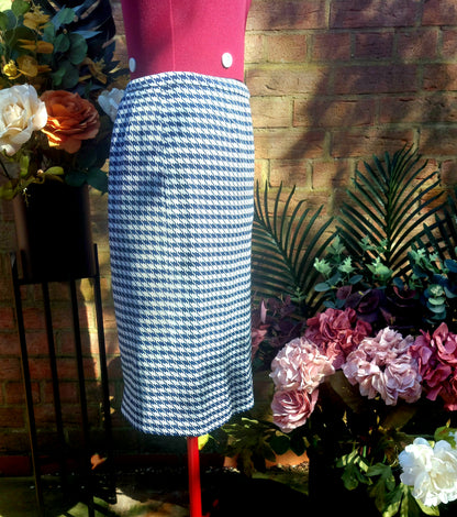 NAVY & WHITE DOG TOOTH SHORT SKIRT