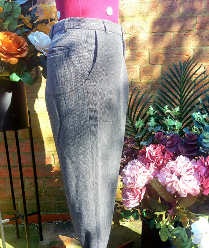 RARE JAYROS GOLF TROUSERS ADAPTED INTO 3/4 CROPPED TROUSERS