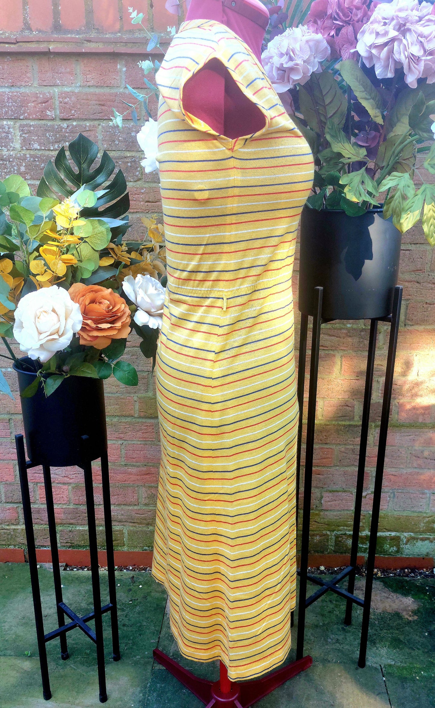 BRIGHT YELLOW T-SHIRT STRIPED DRESS