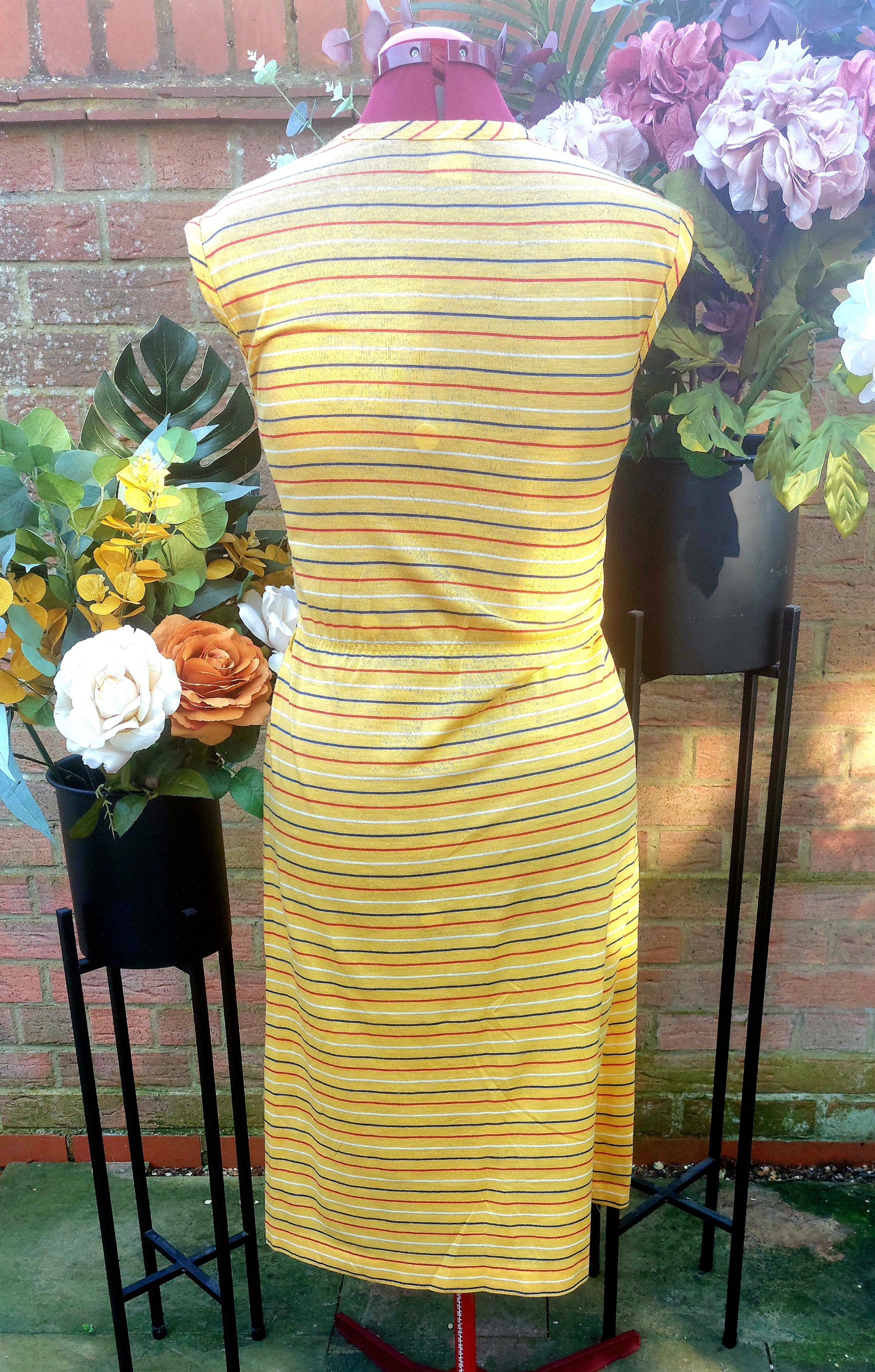 BRIGHT YELLOW T-SHIRT STRIPED DRESS