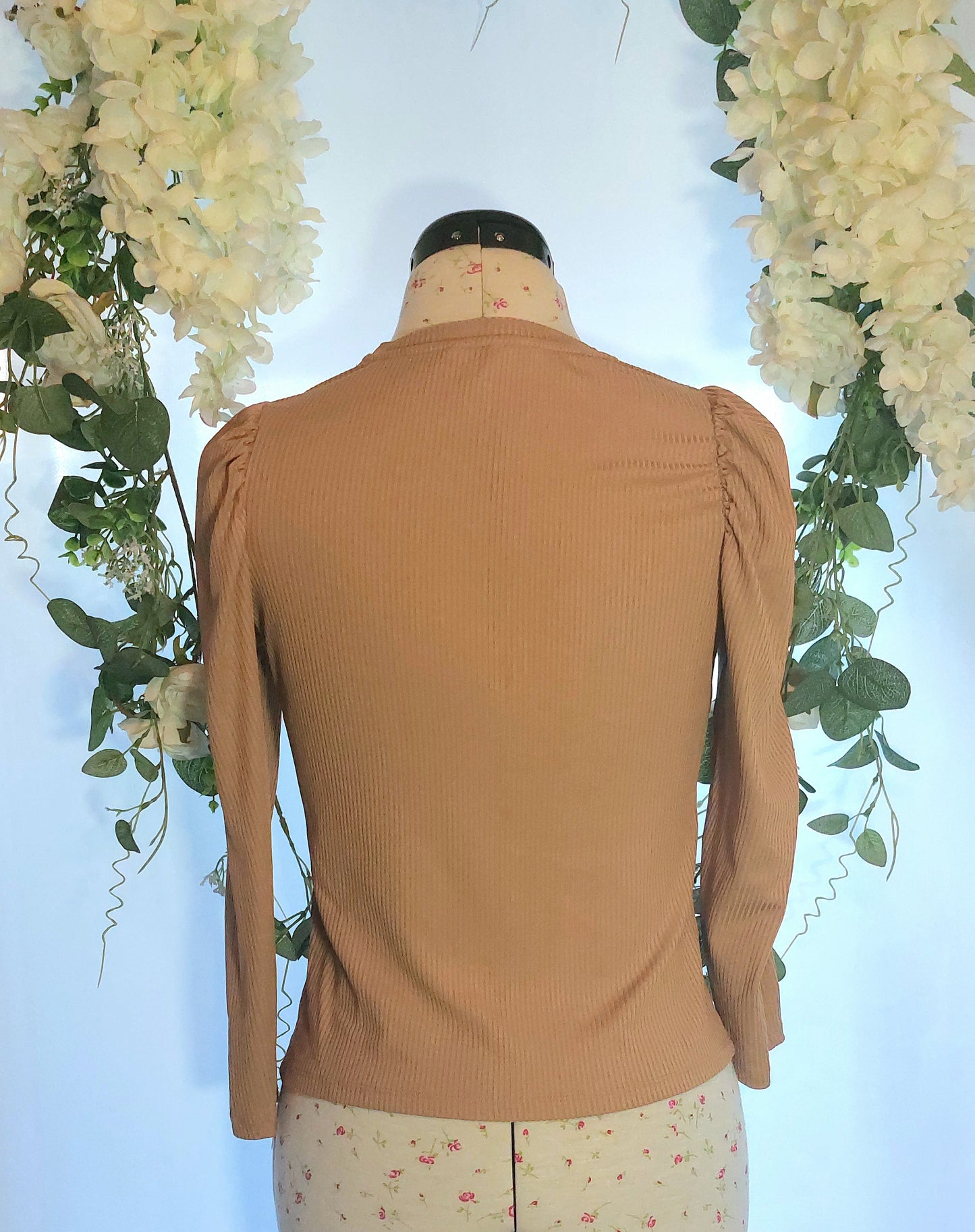 SIZE 12 SONDER STUDIO TAN RIBBED LONG SLEEVED TOP