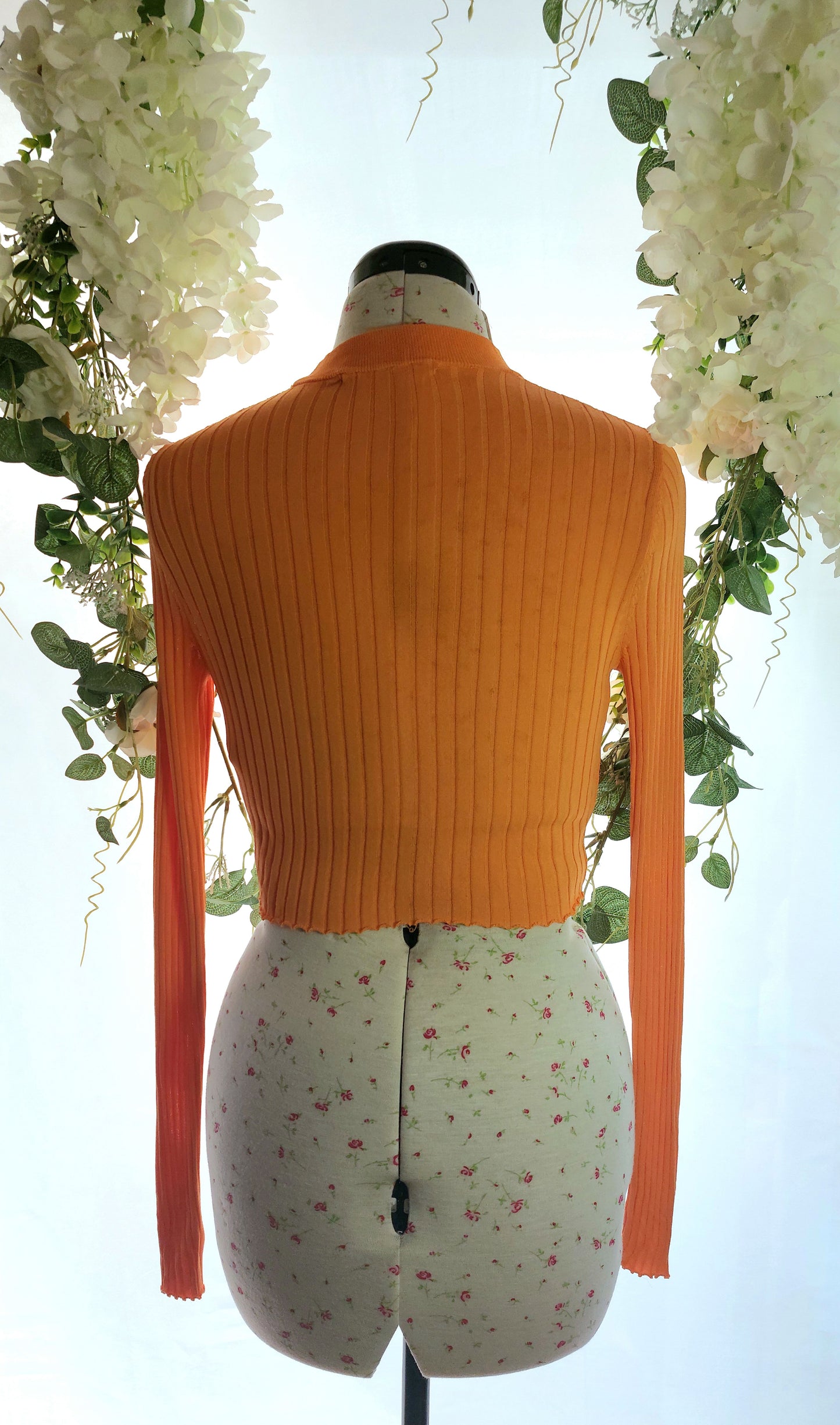 SIZE S ZARA LONG SLEEVED ORANGE RIBBED TOP