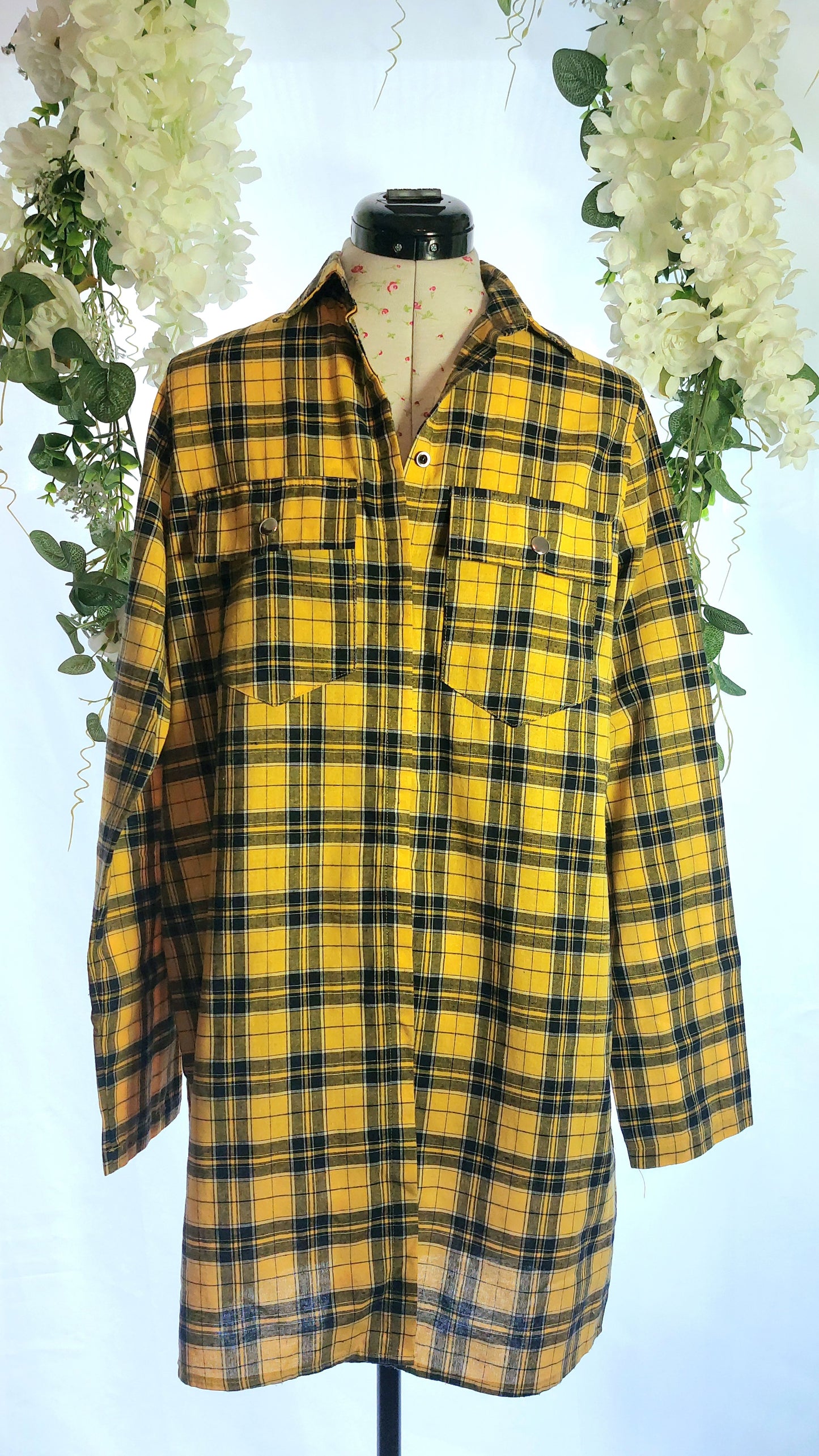 SIZE 8 PLT YELLOW AND BLACK CHECKED BOYFRIEND SHIRT