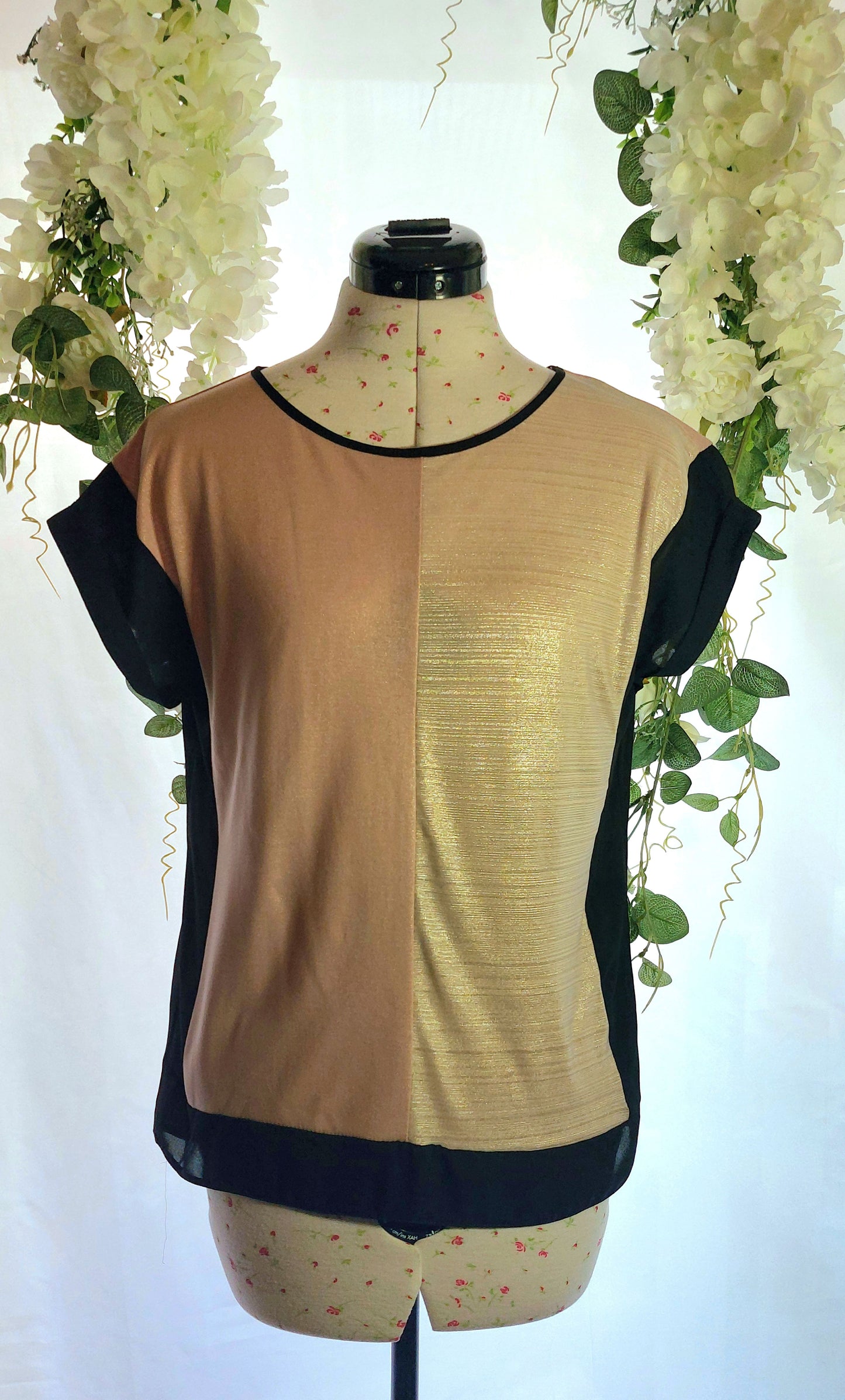 SIZE S PINK AND GOLD OASIS TOP