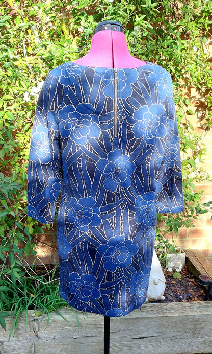 SIZE 14 BRIGHT BLUE FLORAL 3/4 SLEEVE TUNIC TOP