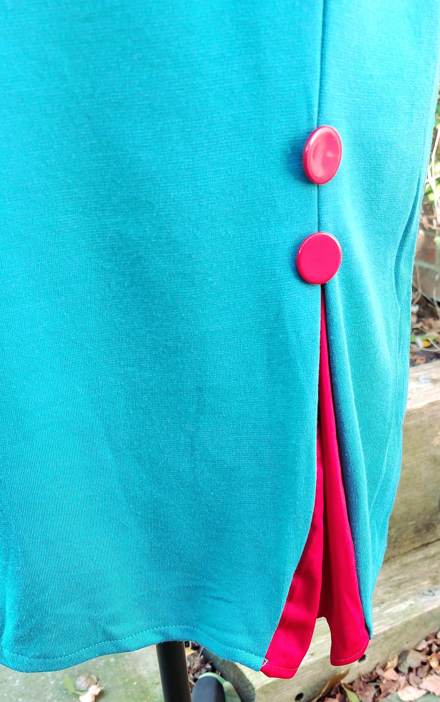 50'S STYLE TURQUOISE SHORT SLEEVE DRESS WITH RED DETAIL