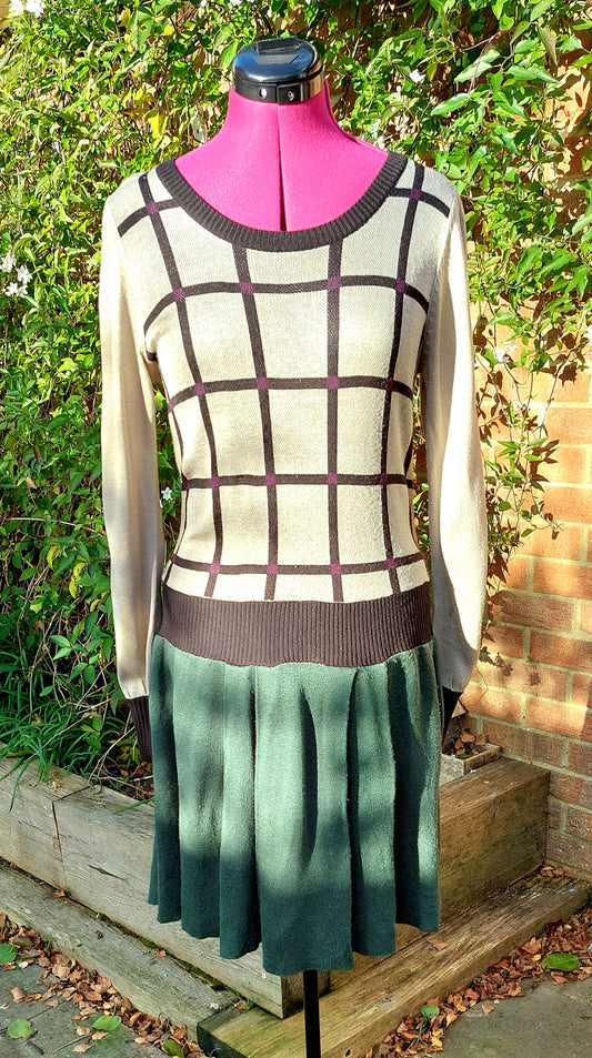 GREEN AND GOLD CHECK LONG SLEEVED KNITTED DRESS