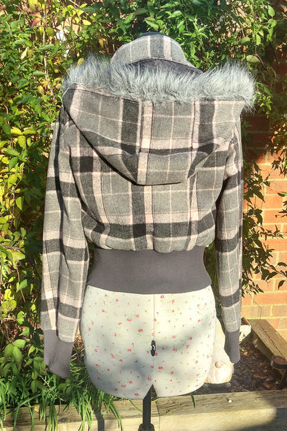 SIZE 10 PINK AND GREY CHECKED JANE NORMAN CROPPED JACKET