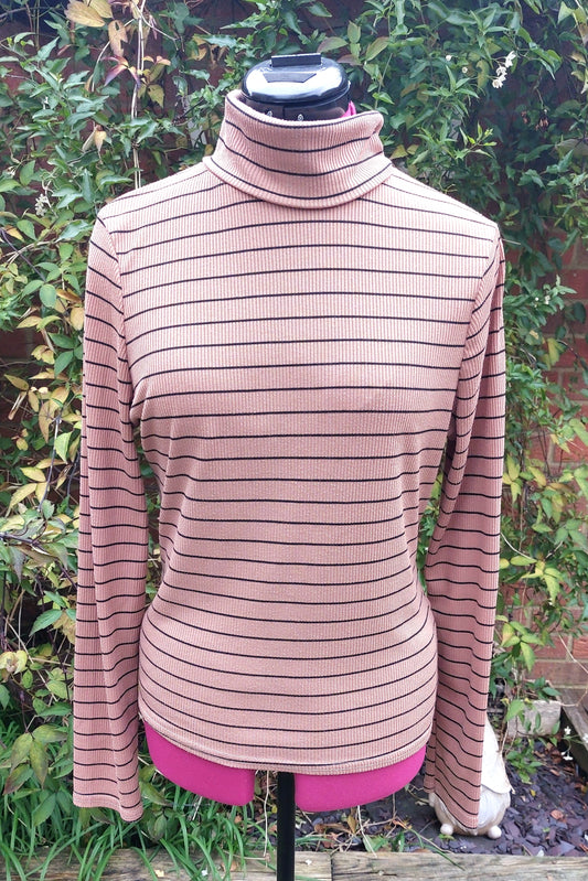 SIZE 18 CARAMEL STRIPED ROLL NECK LONG SLEEVED TOP