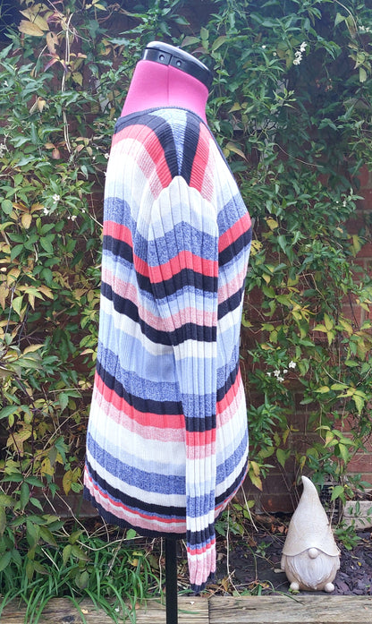 SIZE L V-NECK LONG SLEEVED STRIPED JUMPER